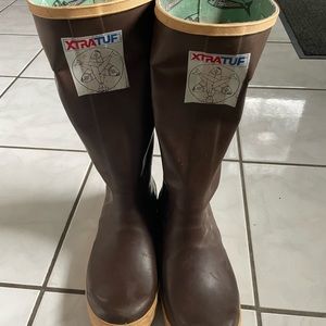 Women’s size 9 XtraTuf Salmon Sisters 15 inch Legacy Boots